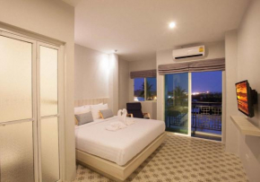 Nature Pine Phuket เนเชอร์ไพน์ภูเก็ต